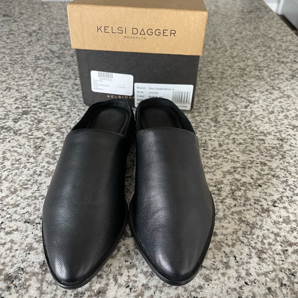 KELSI DAGGER Black leather slides NEW from NORDSTROM Retail$159